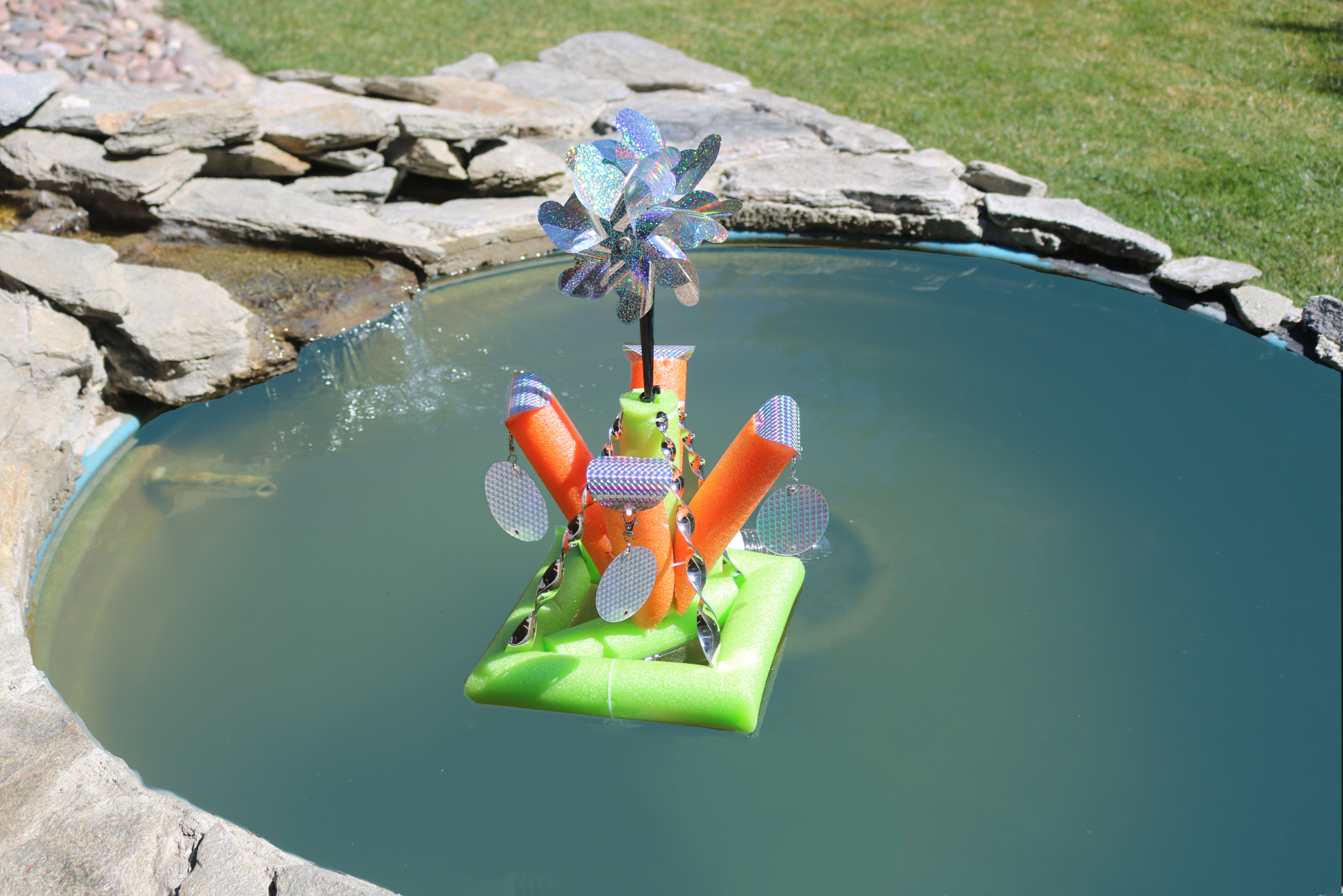 You are currently viewing Twirly Bird Away for Pools, Ponds, Boats & More!